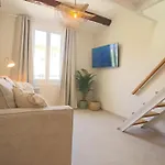 Апартаменты New! Escape In Old Антиб