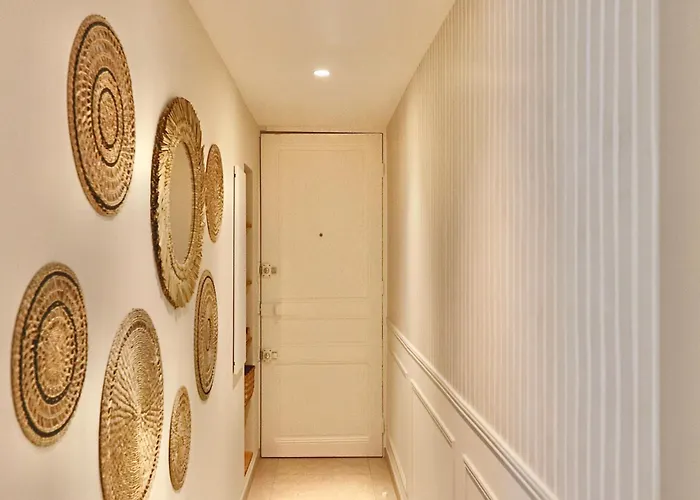 New! Escape In Old Appartement